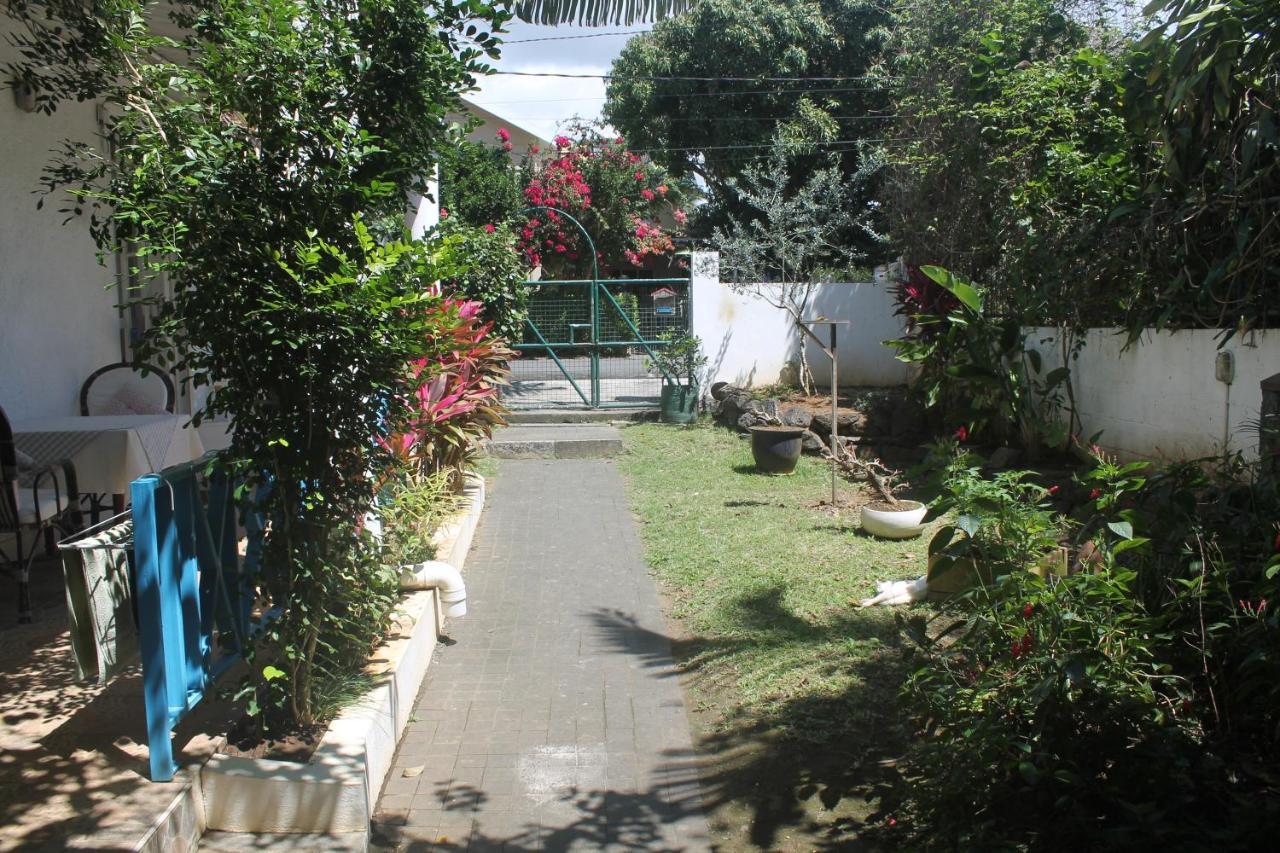 Auberge Miko กรองด์เบย์ ภายนอก รูปภาพ